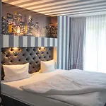 Hotel Sl'otel Im Parforcehaus