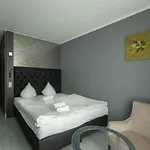 Sl'otel Im Parforcehaus 4* Bernburg