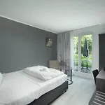 Sl'otel Im Parforcehaus Bernburg