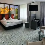 Sl'otel Im Parforcehaus