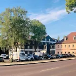 Sl'otel Im Parforcehaus