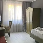 Hotel Sl'otel Im Parforcehaus