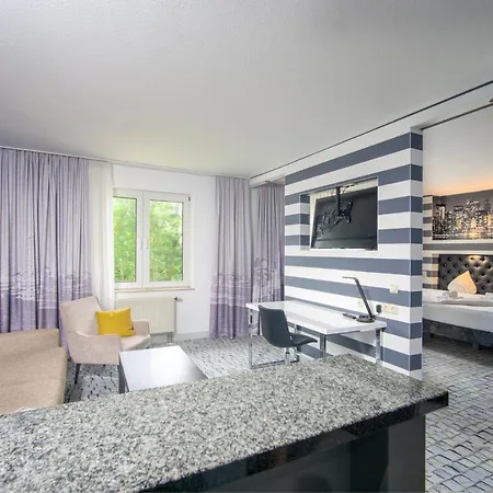 Sl'otel Im Parforcehaus 4* Bernburg