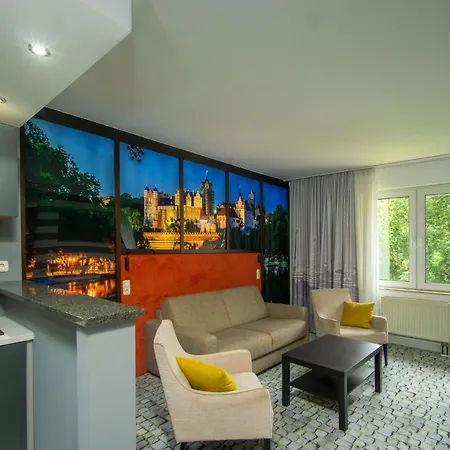 Szálloda Sl'otel Im Parforcehaus Bernburg