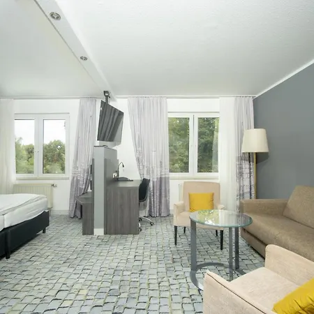 Sl'otel Im Parforcehaus فندق