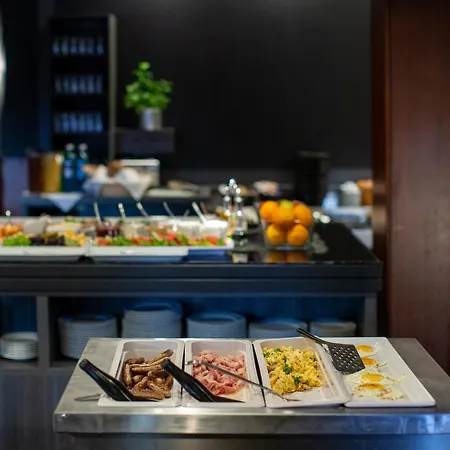 Sl'otel Im Parforcehaus Bernburg