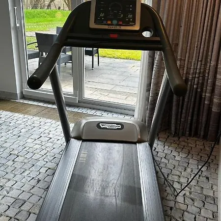 Sl'otel Im Parforcehaus Szálloda Bernburg