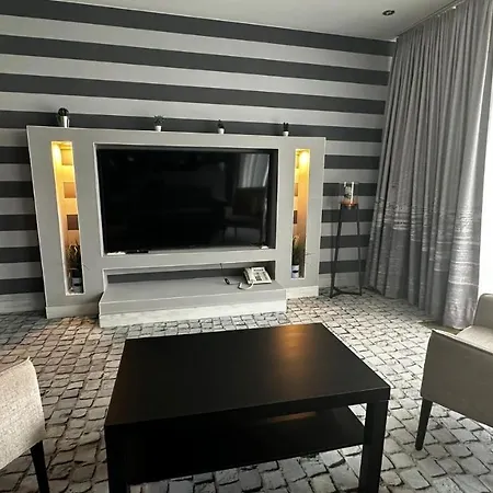 Sl'otel Im Parforcehaus فندق برنبورغ