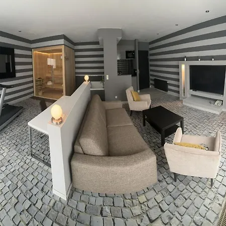 فندق Sl'otel Im Parforcehaus برنبورغ
