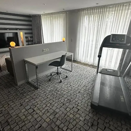 Hotel Sl'otel Im Parforcehaus Bernburg