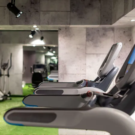 Sl'otel Im Parforcehaus Hotel 4*