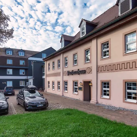 Szálloda Sl'otel Im Parforcehaus 4*