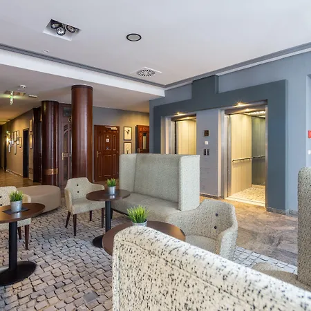 Sl'otel Im Parforcehaus Bernburg