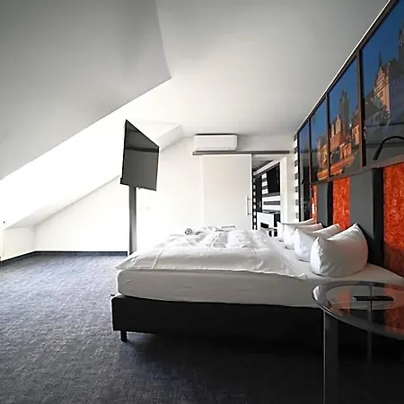 Sl'otel Im Parforcehaus Hotel