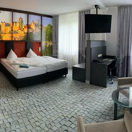 Sl'otel Im Parforcehaus