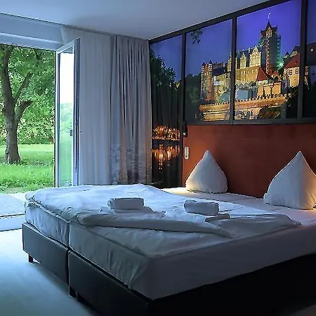 Sl'otel Im Parforcehaus 4* Bernburg