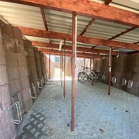 Sl'otel Im Parforcehaus 4*