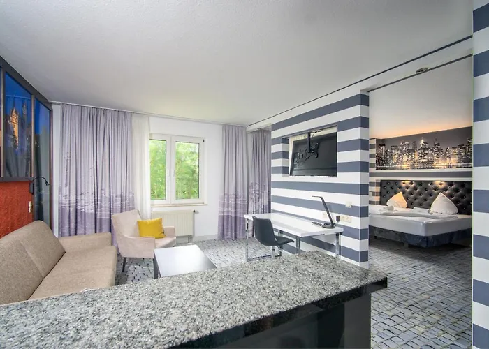 Sl'otel Im Parforcehaus 4* Bernburg