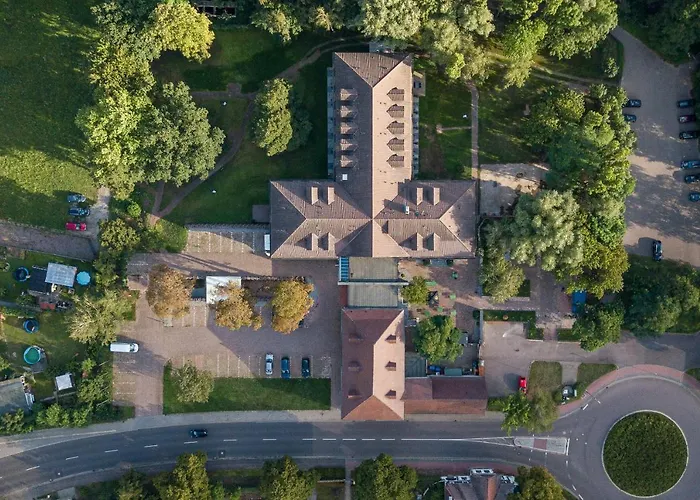 Sl'otel Im Parforcehaus