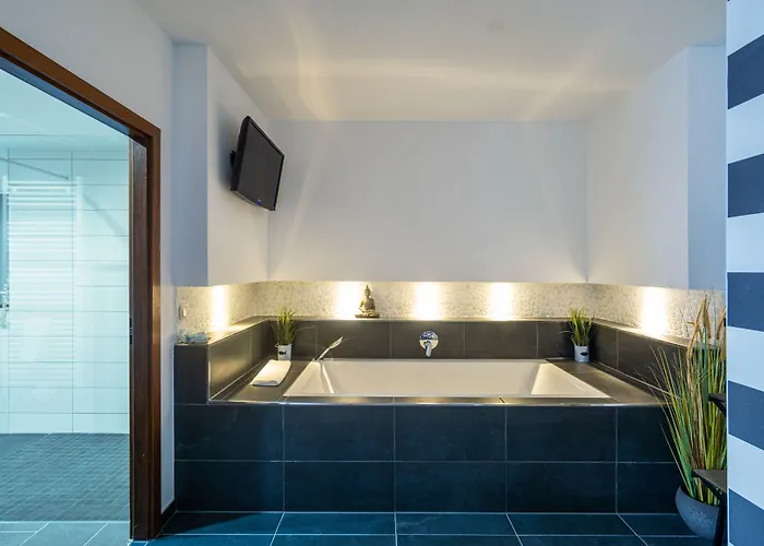 Szálloda Sl'otel Im Parforcehaus 4*