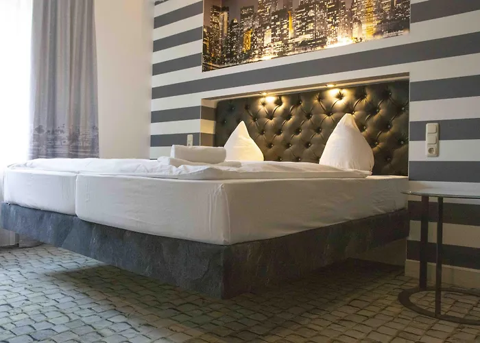 Sl'otel Im Parforcehaus Hotel 4*