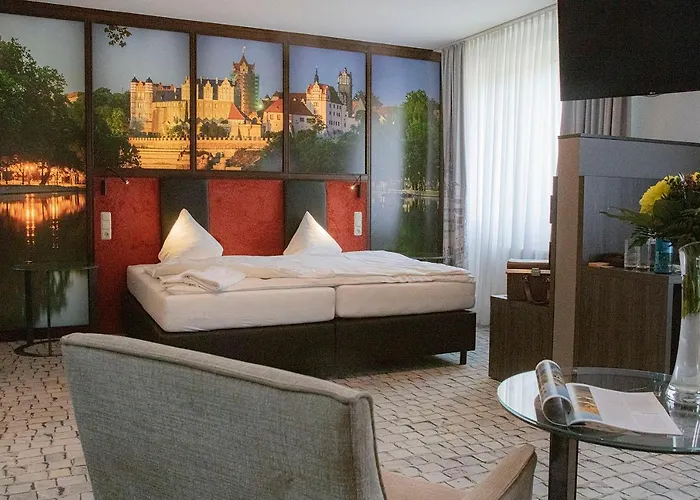 Hotel Sl'otel Im Parforcehaus 4*